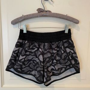 Lululemon white and black shorts